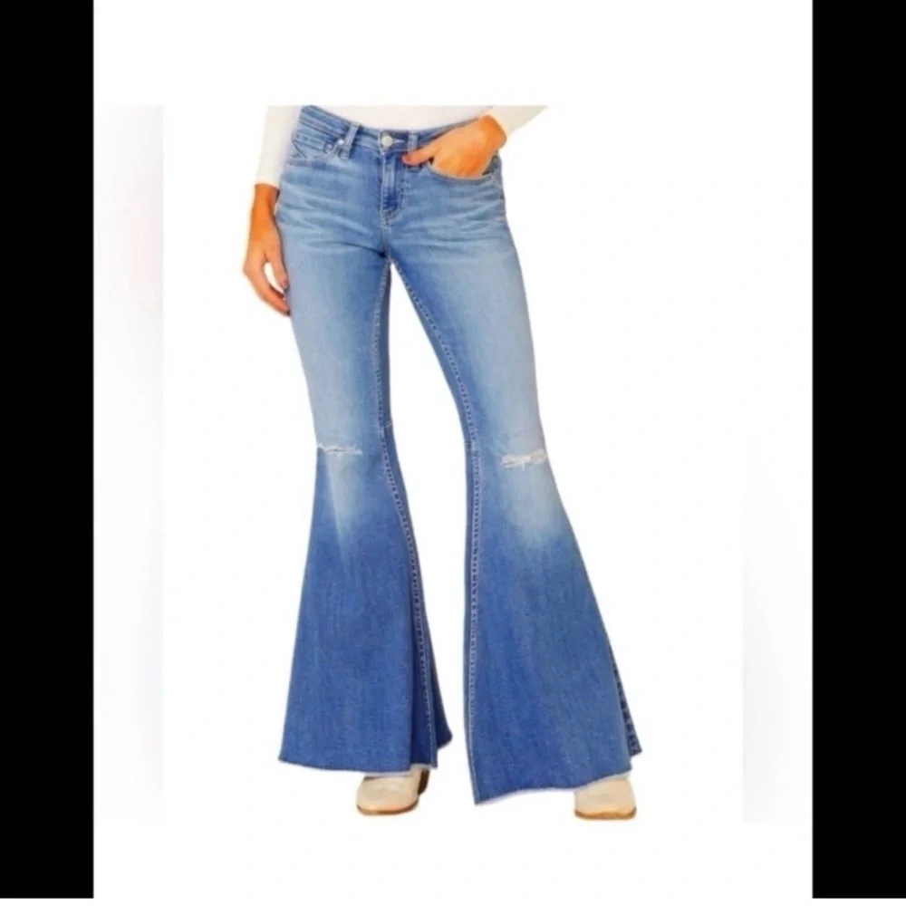 BOOT BARN Shyanne Ripped Flare Jeans - Picture 2 of 8